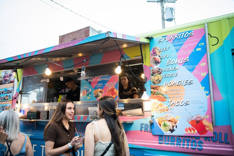 NoLibs Night Market