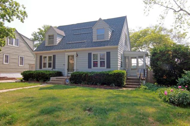 1305 South 56th Street, Omaha, NE - 1,995 USD/ month