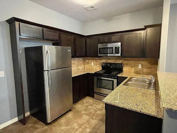 propertyPhotos/25372435_1686317700-3.jpg