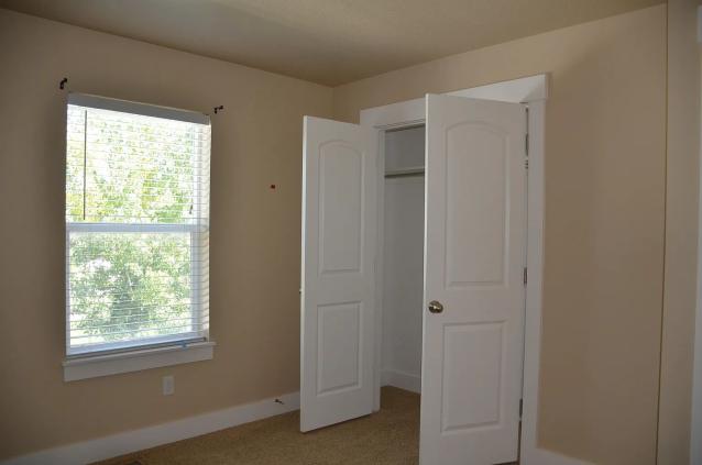 propertyPhotos/25372439_1686319420-1.jpg